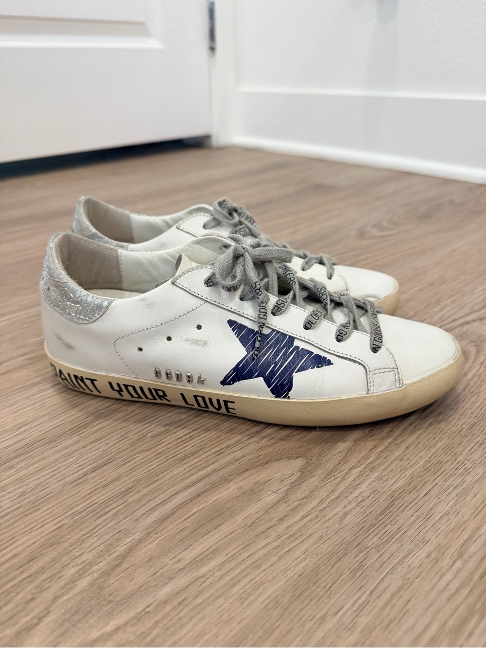 Golden Goose White Leather Sneakers with Blue Star and Silver Heel - Picture 1 of 8